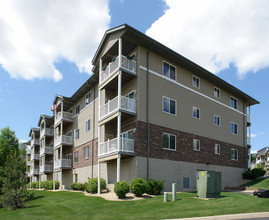 Cameron Woods in Farmington, MN - Building Photo - Building Photo