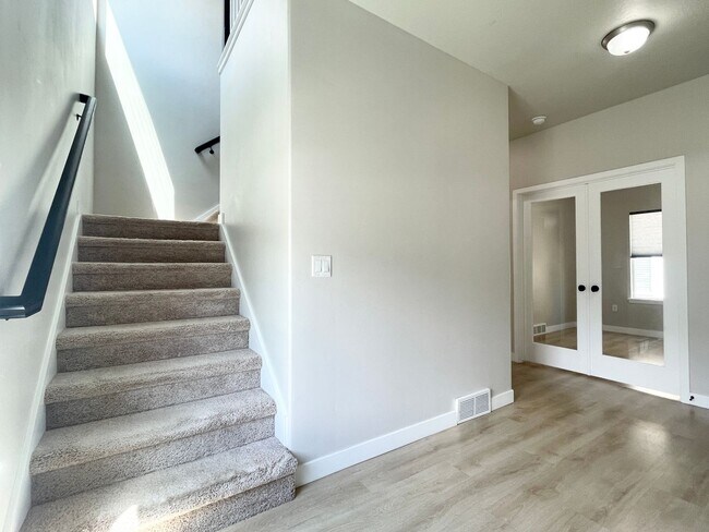 5642 W Stillwell Ln in Herriman, UT - Building Photo - Building Photo