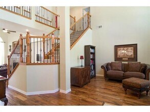 5909 Vineyard Ln in McKinney, TX - Foto de edificio - Building Photo