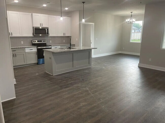 4414 S Mt Carmel St in Wichita, KS - Building Photo - Building Photo