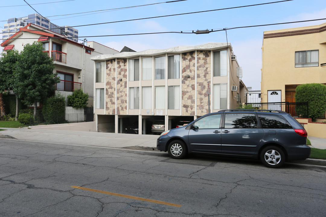 2028 in Glendale, CA - Foto de edificio