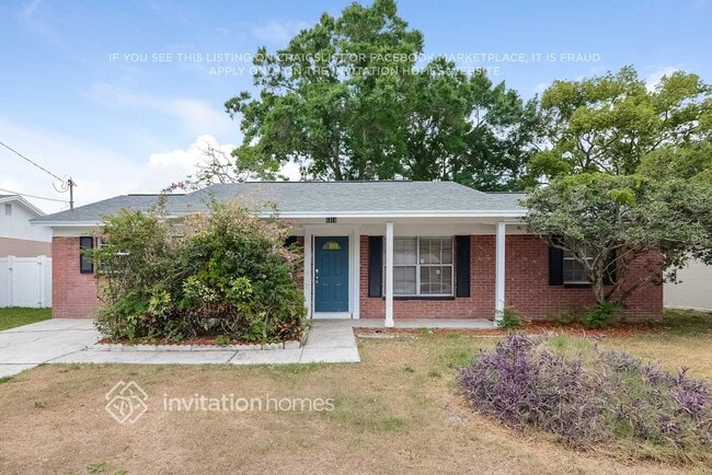 property at 3310 W Paris St