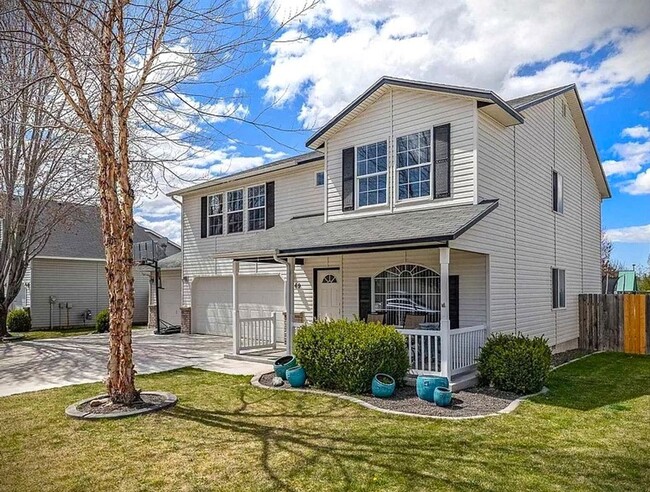 property at 4369 S Fruithill Pl