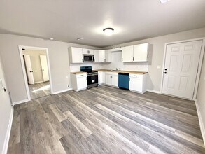 312 M St NE in Ardmore, OK - Building Photo - Building Photo