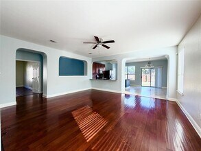 1721 E Mesa Park Dr in Round Rock, TX - Building Photo - Building Photo