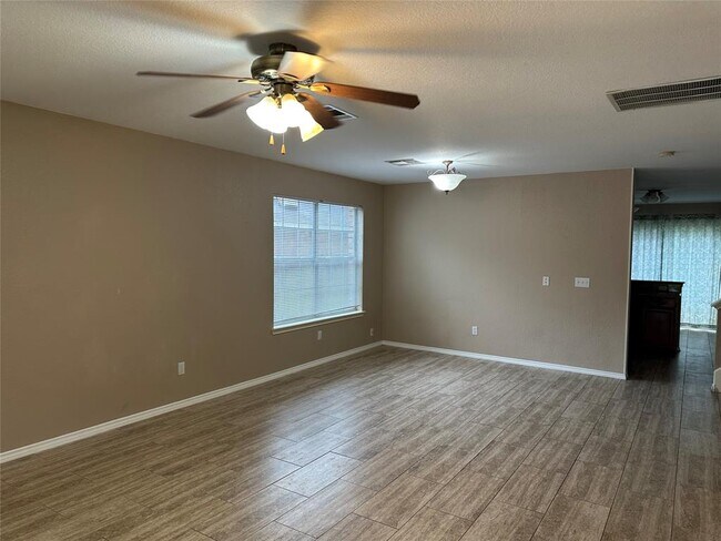 7717 Elkhorn Mountain Trail in Austin, TX - Building Photo - Building Photo