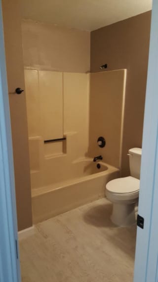 943 Valley Rd, Unit A in Crestview, FL - Building Photo - Building Photo