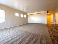 3740 Moonlit Rain Dr, Unit E29E in Las Vegas, NV - Building Photo - Building Photo