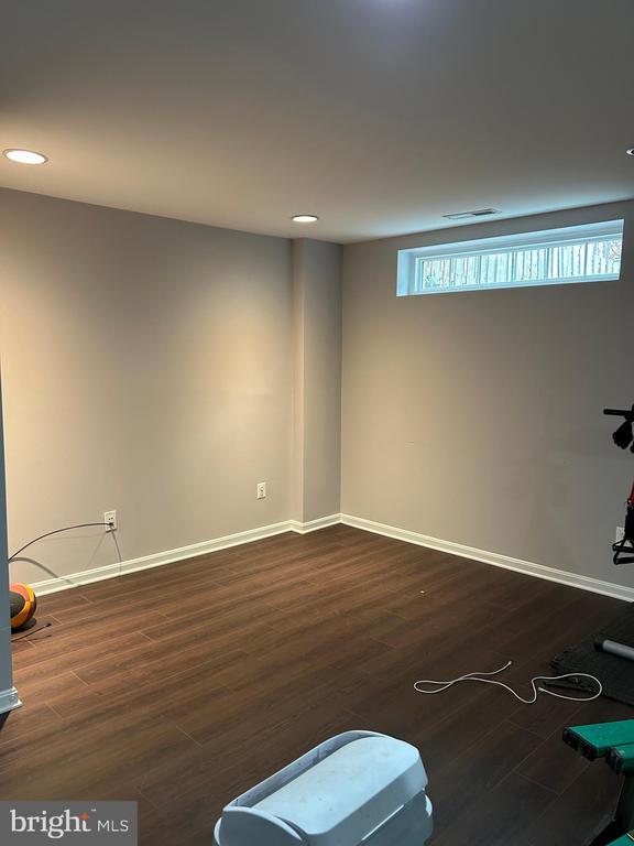 11912 Benton Lake Rd in Linton Hall, VA - Building Photo - Building Photo