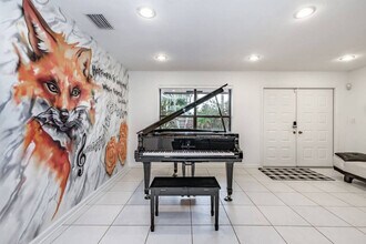 830 SW 14th Ct, Unit SI FL1-ID1475653P in Fort Lauderdale, FL - Foto de edificio - Building Photo