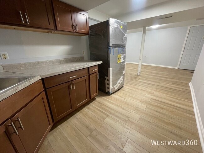 7640 S Phillips Ave-Unit -#G in Chicago, IL - Foto de edificio - Building Photo