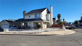 1496 Dusty Hill Rd in Hemet, CA - Building Photo
