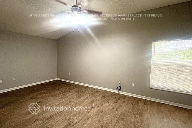 25136 Ironwedge Dr in Sorrento, FL - Building Photo - Building Photo