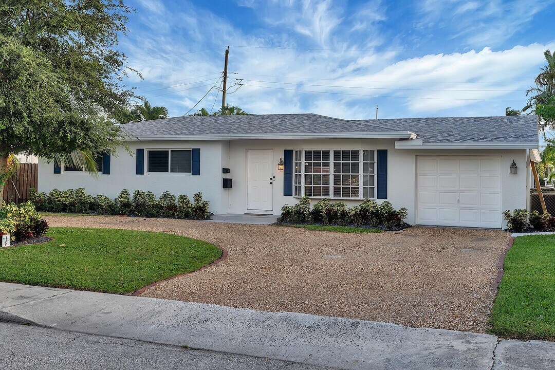 122 Arlington Pl in West Palm Beach, FL - Building Photo