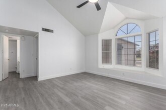 4162 E Wayland Rd in Phoenix, AZ - Building Photo - Building Photo