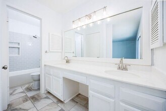 11827 Gallery View St in San Antonio, TX - Building Photo - Building Photo