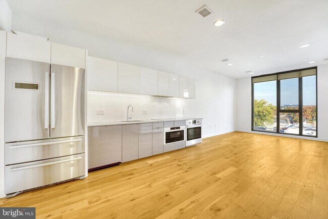 57 N St NW in Washington, DC - Building Photo - Building Photo