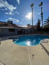 2802 Camelback Ln in Henderson, NV - Building Photo - Building Photo