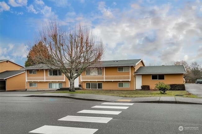 1072 Mitchell Ave, Unit D