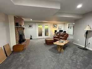 13216 Chestnut Oak Dr in Gaithersburg, MD - Building Photo - Building Photo