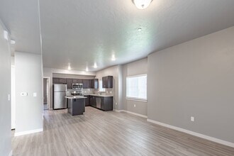 Harper Ridge in Meridian, ID - Building Photo - Building Photo
