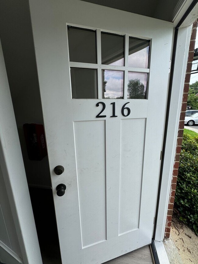 216 Mayberry Ave in Mount Airy, NC - Building Photo - Building Photo