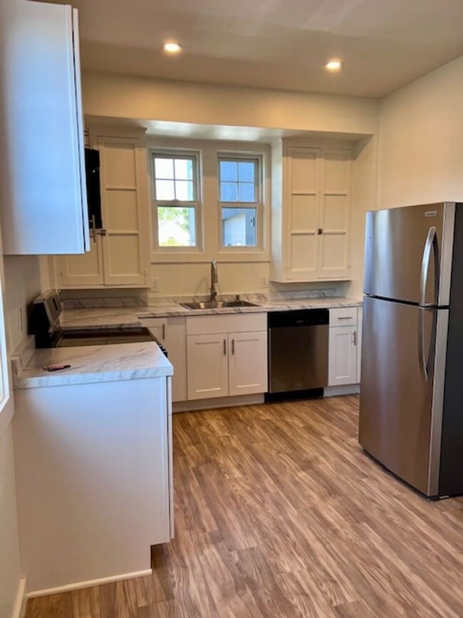property at 549 Albany Ave