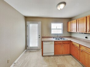 10455 Candy Apple Ln in Indianapolis, IN - Foto de edificio - Building Photo