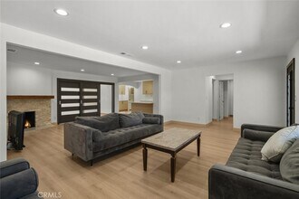 11230 Dominica Ave in Los Angeles, CA - Building Photo - Building Photo