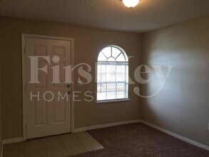 3638 Queens Cove Blvd in Winter Haven, FL - Foto de edificio - Building Photo