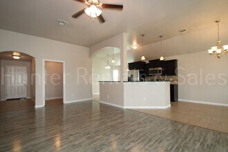 2704 Uvero Alto Dr in Killeen, TX - Building Photo - Building Photo