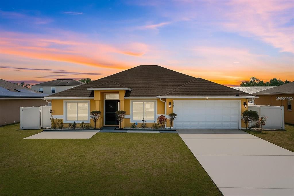 408 Magpie Ct in Kissimmee, FL - Building Photo