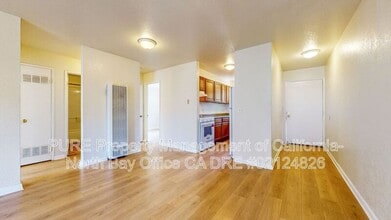 325 Jesse Ray Pl in Windsor, CA - Building Photo - Building Photo