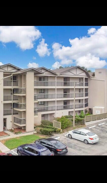 1054 Lotus Cove Ct in Altamonte Springs, FL - Building Photo