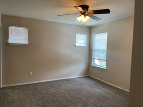 14112 Harris Ridge Blvd in Pflugerville, TX - Building Photo - Building Photo