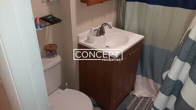 103 Gordon St, Unit 8 in Boston, MA - Foto de edificio - Building Photo