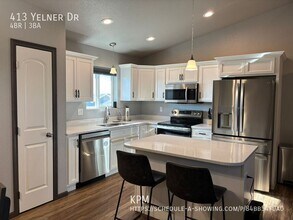 413 Yelner Dr in Box Elder, SD - Building Photo - Building Photo