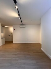 328 Pacific Ave, Unit 106 in Jersey City, NJ - Foto de edificio - Building Photo