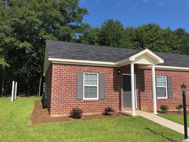 116 Bonielane Dr in Statesboro, GA - Building Photo - Building Photo