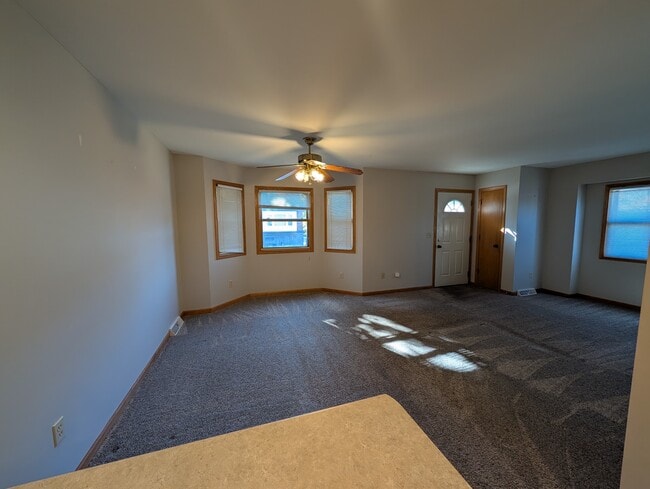 6036 W Mitchell St, Unit Upper Unit