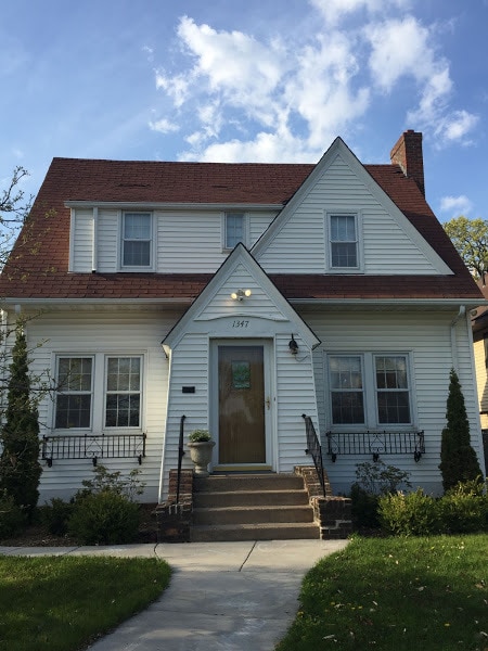 property at 1347 W Highland Pkwy