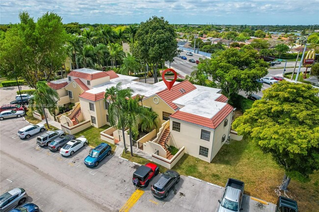 12915 SW 88th Terrace in Miami, FL - Building Photo - Building Photo