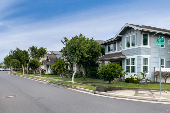 Ke Noho Kai Townhomes in Ewa Beach, HI - Foto de edificio - Building Photo