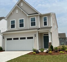 10 Franklin Farm Ln in Benson, NC - Building Photo - Building Photo