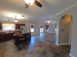 254 Debbie Ln in San Leon, TX - Building Photo - Building Photo