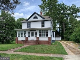 23 7th Ave in Haddon Heights, NJ - Building Photo