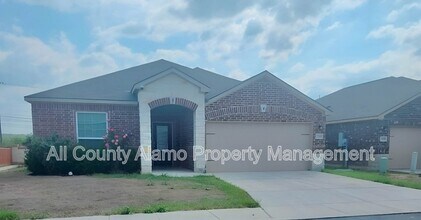 12818 Cedarcreek Trl in San Antonio, TX - Building Photo - Building Photo
