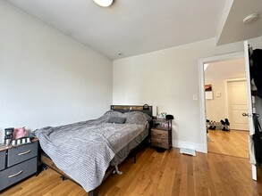 836 Huntington Ave, Unit 1 in Boston, MA - Building Photo - Building Photo