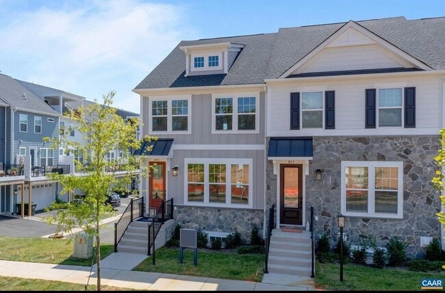 property at 805 Park Ridge Dr