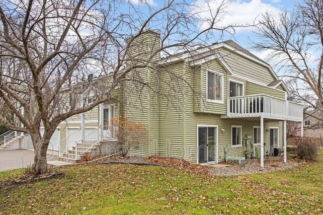 property at 5635 Sanibel Dr